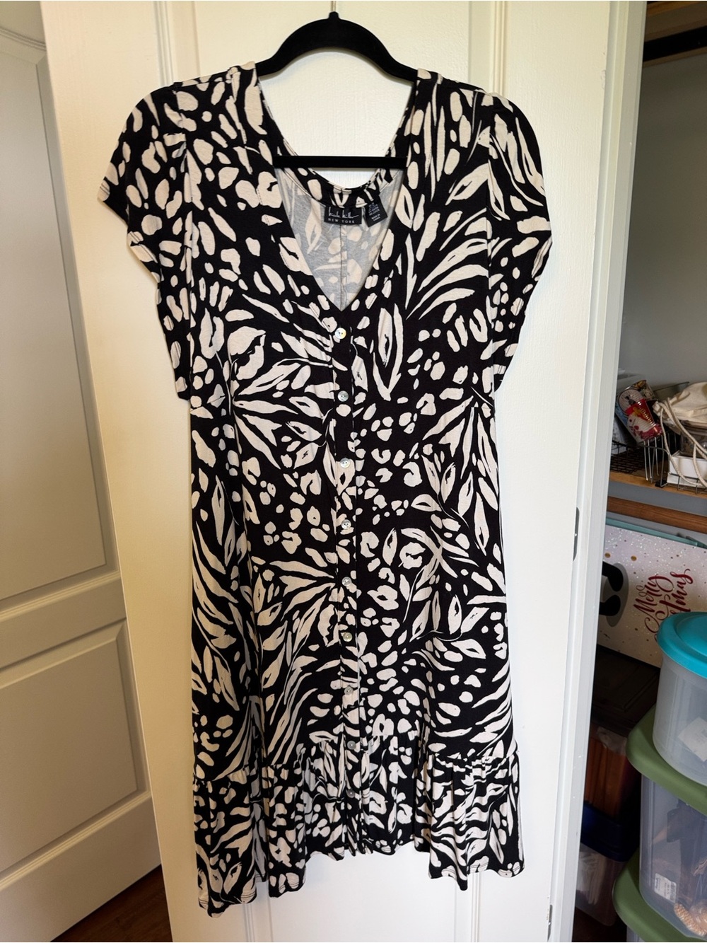 Black & White Button-Front V-Neck Dress